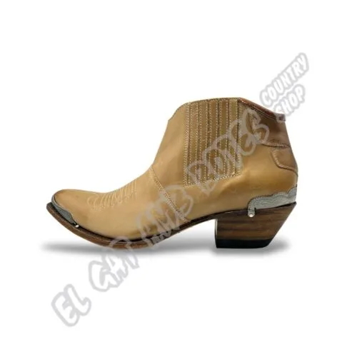 El-Gat-Amb-Botes-Platja-Daro-Shop-Online-Botas-Sendra-16150-Zeus-Milk-Lavado