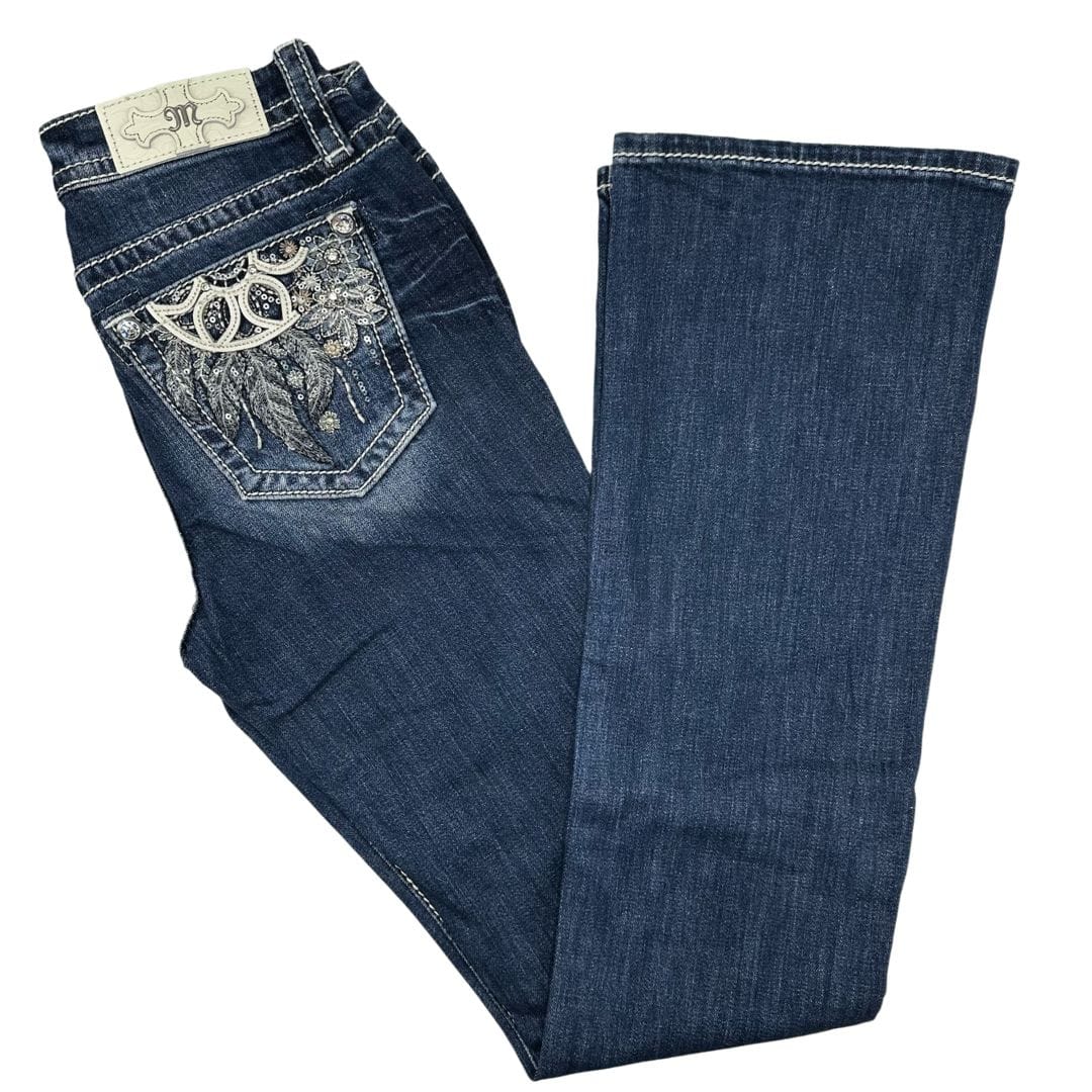 El-Gat-Amb-Boats-Platja-Daro-Shop-Online-Accessories-Jeans-Women-MissMe-White-Feather